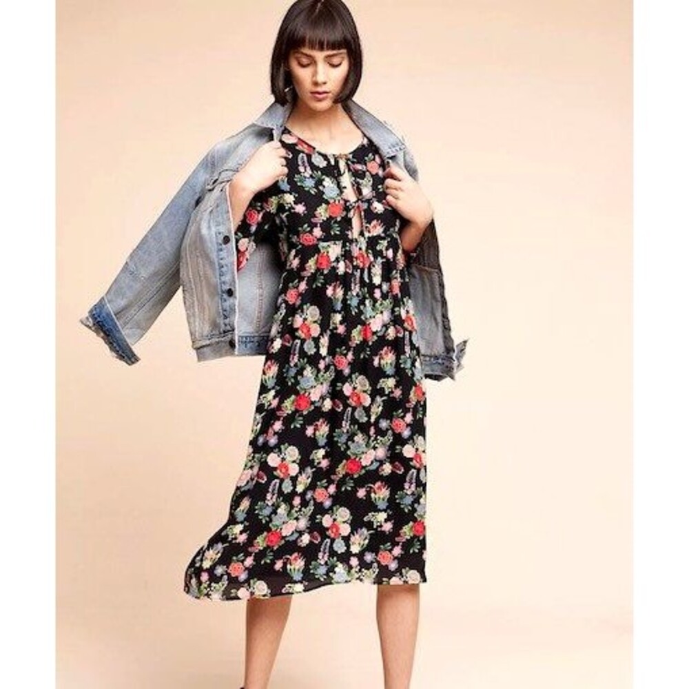 NEW Anthroplogie 100% Silk Dress Floral Nieves Lavi Sakura Midi Dress Sz M